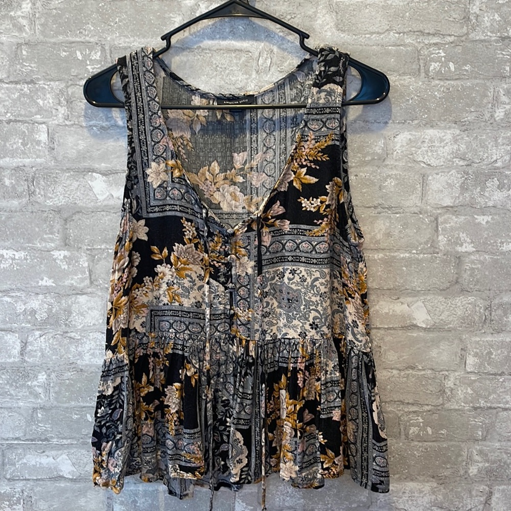 American Eagle printed top